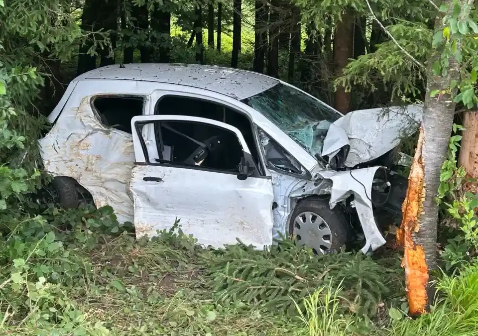 Bünzen AG – Tödlicher Autounfall auf Ausserortsstrecke