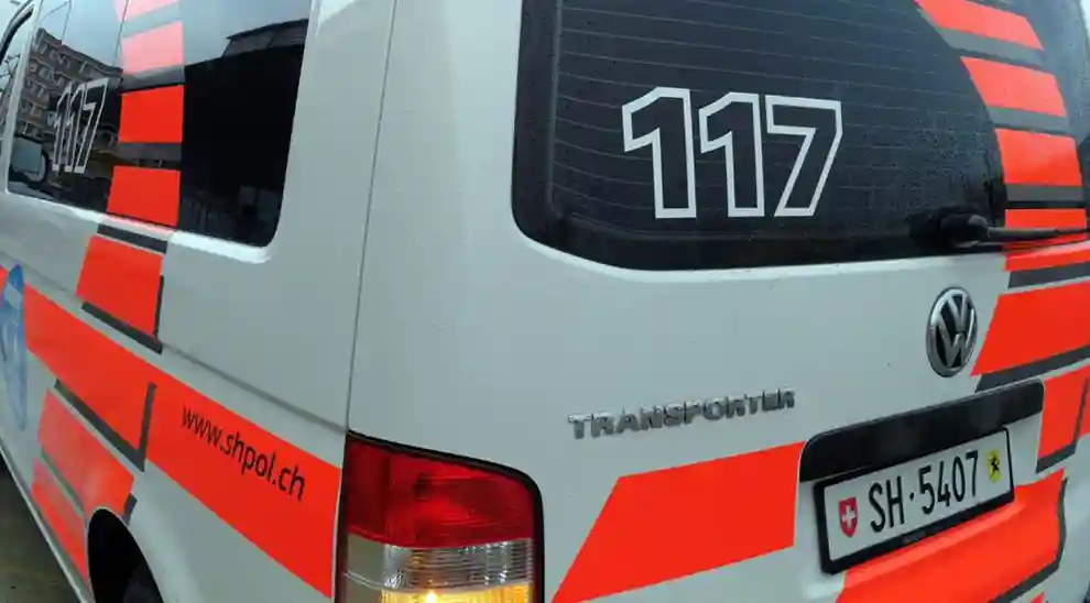 Neuhausen am Rheinfall SH – 8-Jähriger bei Kollision mit Auto verletzt