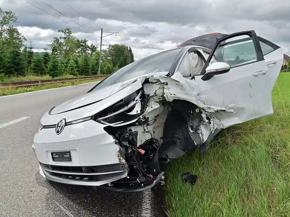 Baldegg LU – Kollision zwischen zwei Autos – fünf Personen verletzt