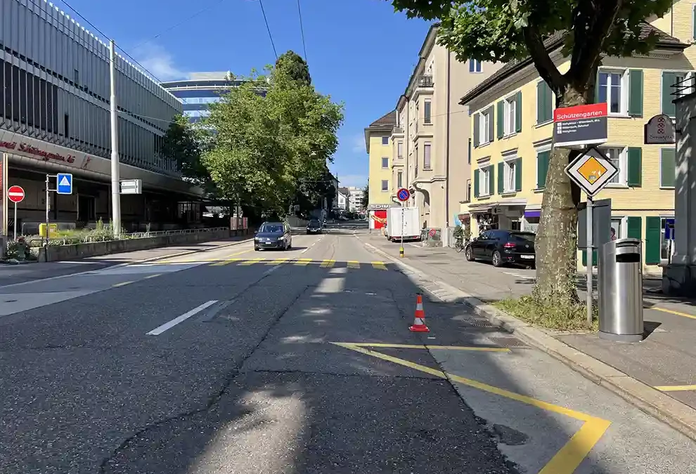 Stadt St.Gallen – Verkehrsunfall zwischen Lieferwagen und E-Bike
