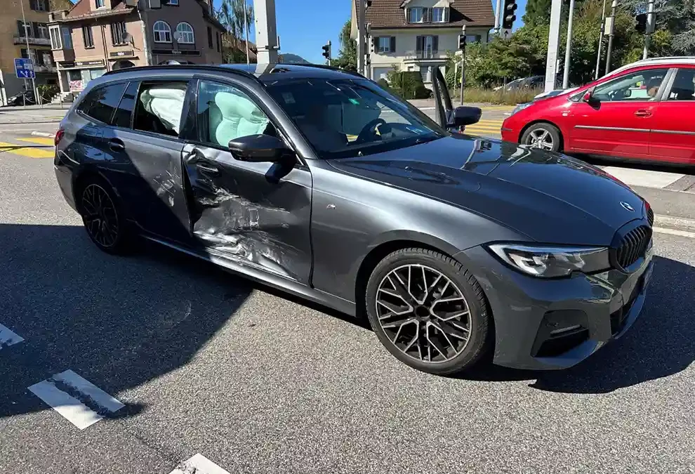 Aarau – Rotlichtmissachtung führt zu Kollision