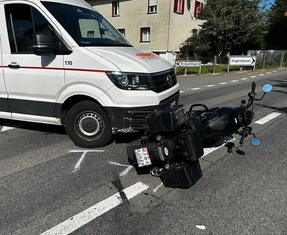 Hugelshofen TG – Motorradfahrerin verletzt Hugelshofen TG – Motorradfahrerin verletzt
