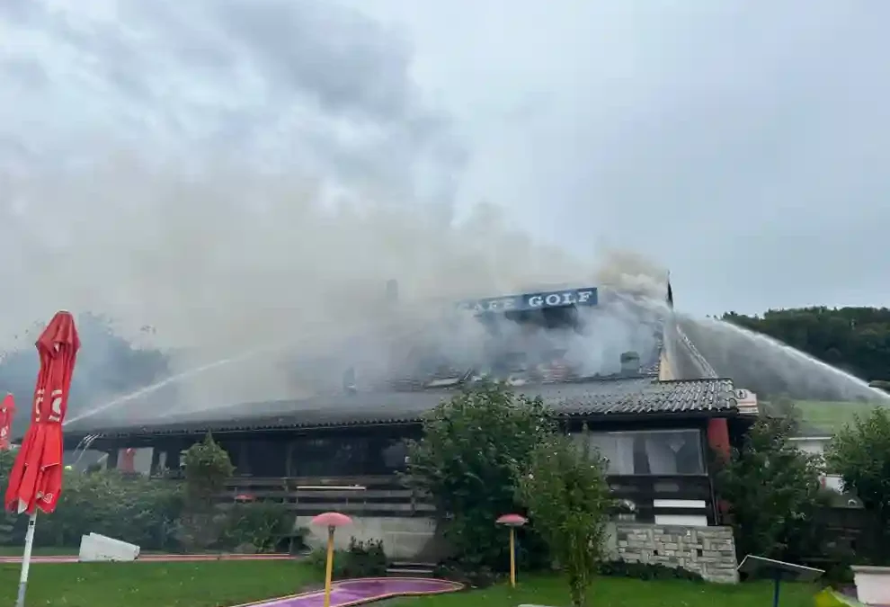 Waltenschwil AG – Brand in Restaurant