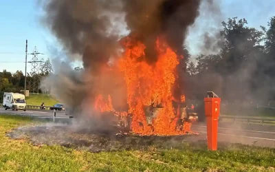 Niederlenz/A1 AG – Lastwagen ausgebrannt
