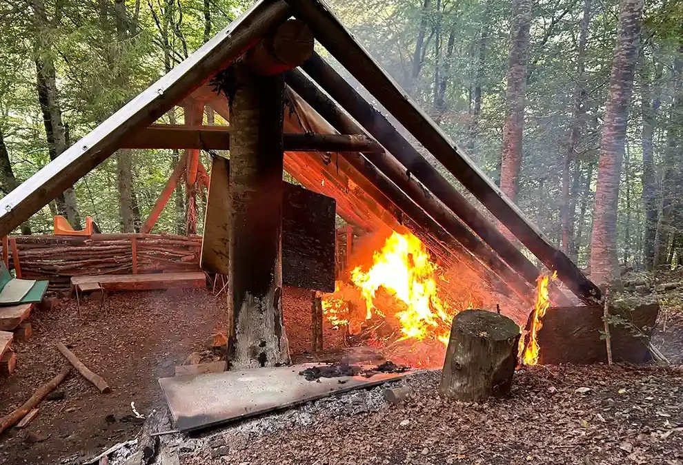 Weisstannen SG – Brand von Waldhütte