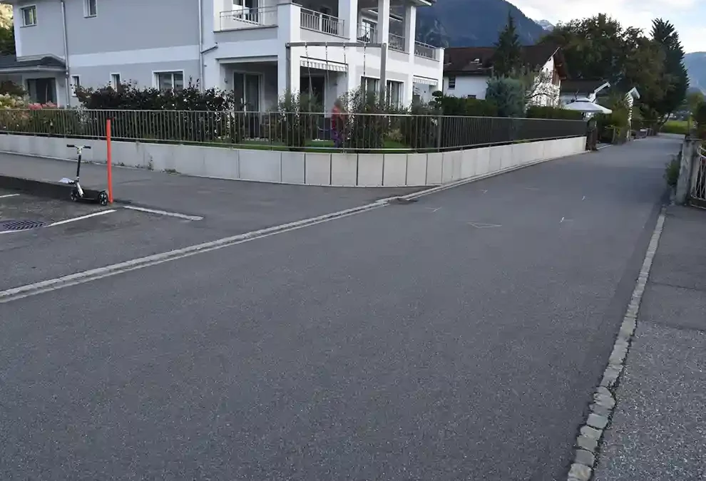 Landquart GR – Mit Scooter in Auto gefahren