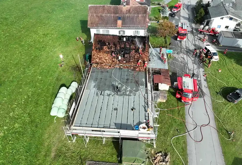 Pragg-Jenaz GR – Brand in Gewerbebetrieb