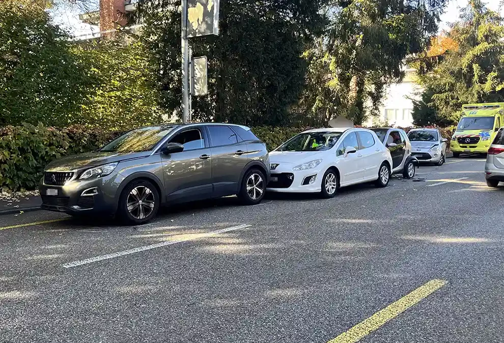 Rapperswil – Auffahrkollision zwischen vier Autos