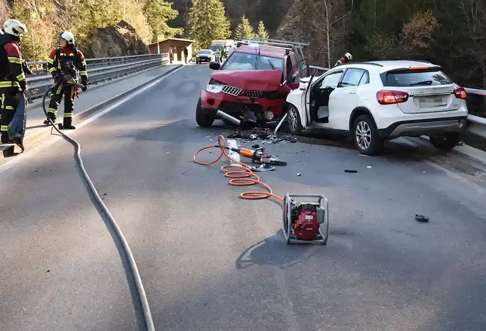 Disentis/Mustér GR – Frontalkollision