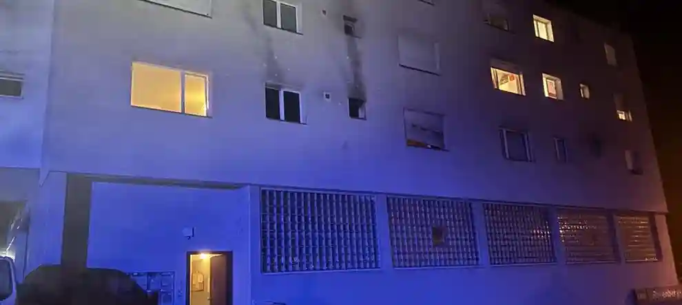 Neuhausen am Rheinfall SH – Wohnungsbrand in Mehrfamilienhaus
