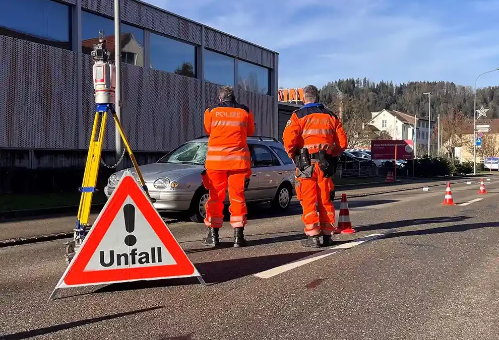 Turbenthal ZH – Verkehrsunfall auf Fussgängerstreifen