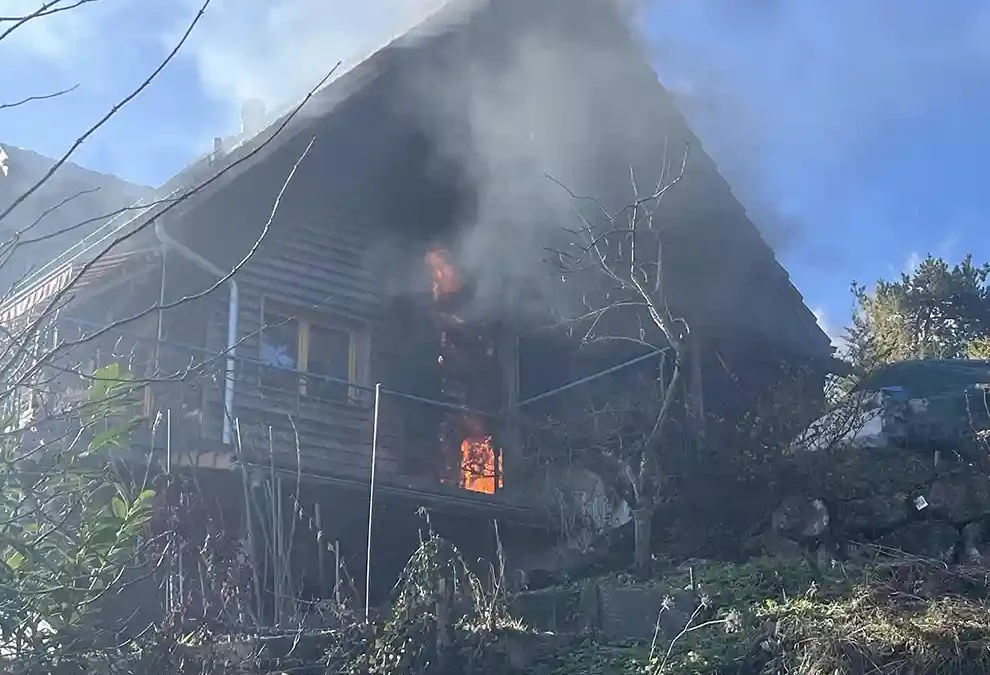 Rüschlikon ZH – Brand in Einfamilienhaus