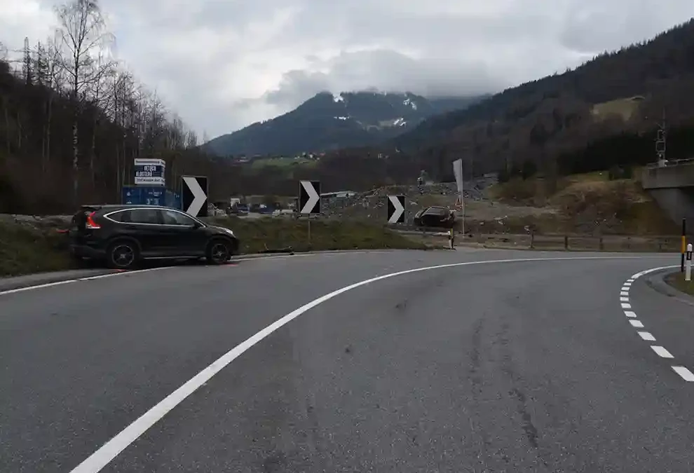 Jenaz GR – Seitlich-frontale Kollision