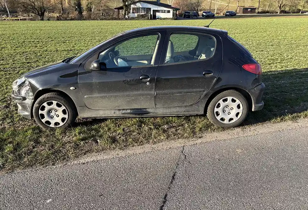 Thundorf TG – Nach Kollision den Unfallort verlassen