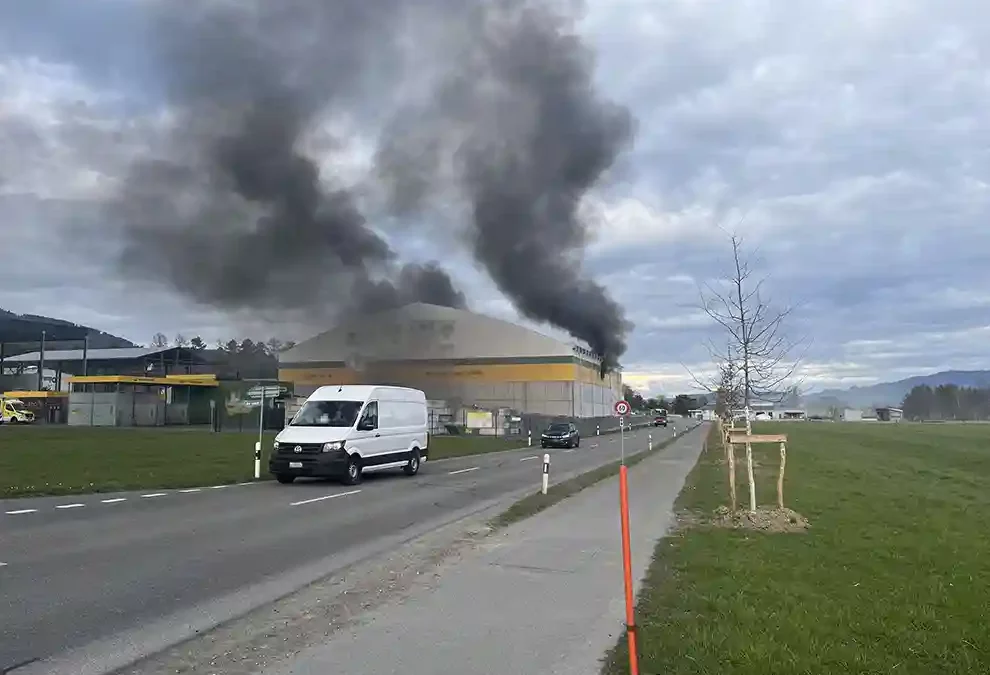Altstätten SG – Brand in Recyclingbetrieb