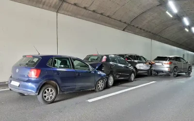 Luzern – E-Bike-Fahrerin bei Kollision mit Auto lebensbedrohlich verletzt