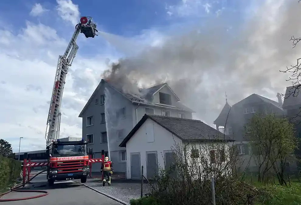 Marbach SG – Brand in Mehrfamilienhaus