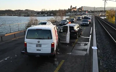 Rapperswil-Jona SG – Auffahrkollision zwischen drei Autos