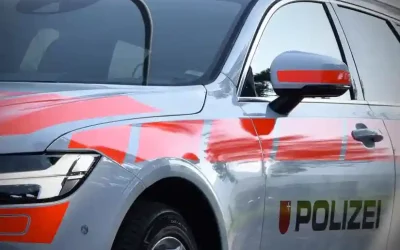Vorderthal SH – Verletzte Töfffahrerin nach Selbststurz