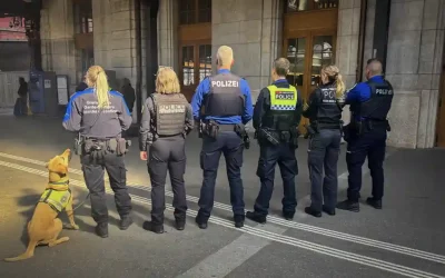 Polizeikontrolle am Bahnhof SBB Basel Stadt – zwei Festnahmen und mehrere Verzeigungen