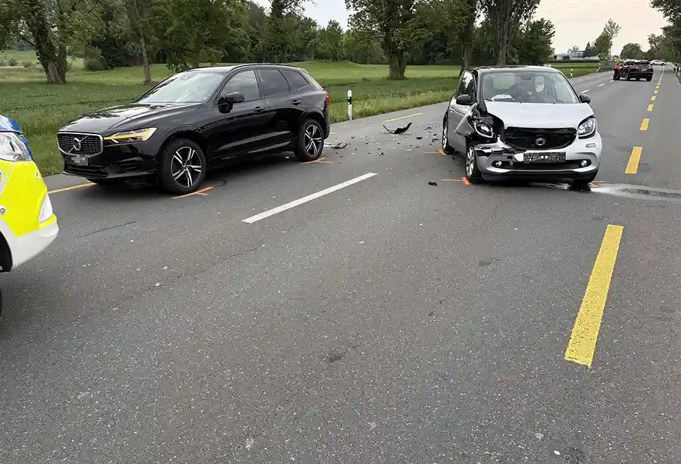 Thal SG – Auffahrkollision zwischen zwei Autos