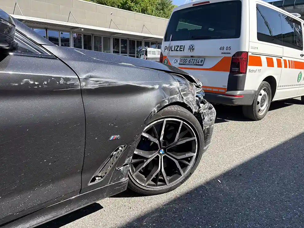 Nach Unfall auf Autobahn weitergefahren Nach Unfall auf Autobahn weitergefahren