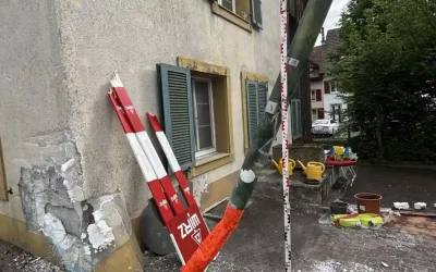Alkoholisierter Personenwagenlenker verursacht Selbstunfall Basel-Landschaft