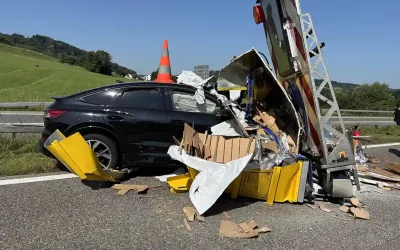 Wängi TG – Kollision mit Baustellen Abschrankung