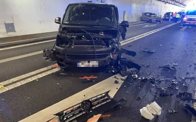 Roveredo GR – Drei leicht Verletzte bei Verkehrsunfall