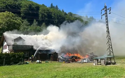 Hettiswil bei Hindelbank BE – Mehrfamilienhaus in Brand geraten