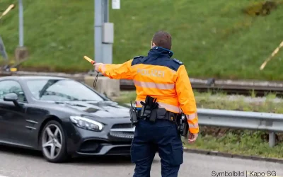Lichtensteig SG – Bei Mäharbeiten verletzt