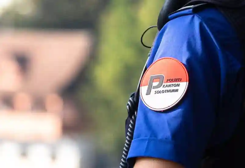 Gerlafingen SO – Mutmasslich in fahrunfähigem Zustand Selbstunfall mit Auto verursacht – Fahrzeuglenker unverletzt