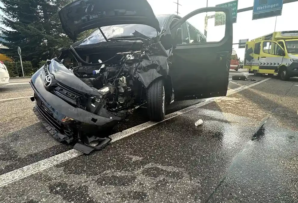 Würenlos AG – Rotlicht missachtet