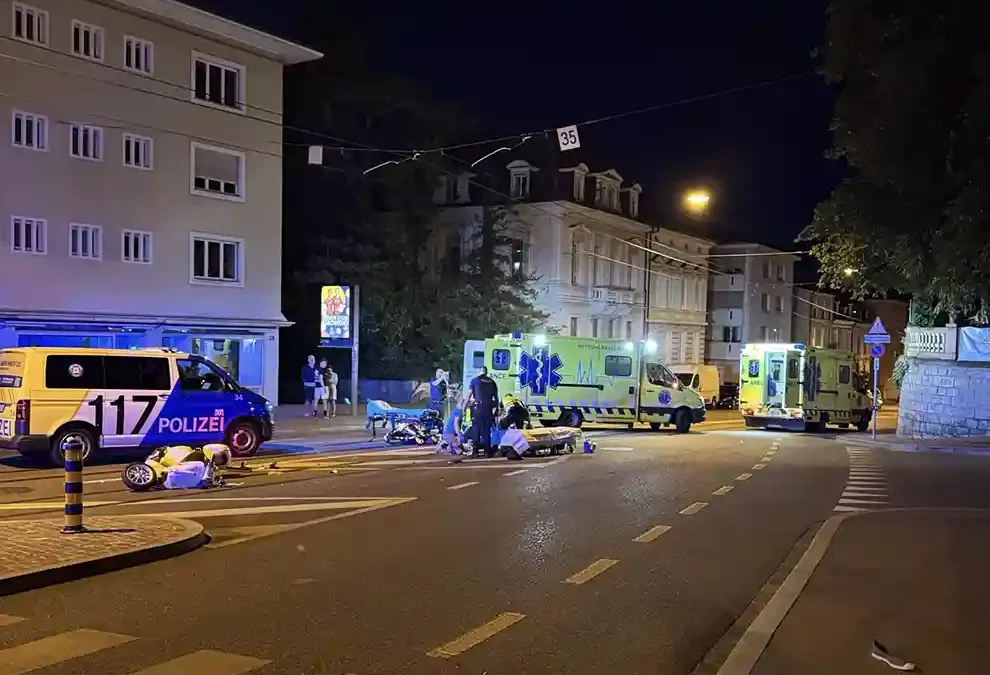 Betrunkene Autofahrerin rammt Roller BS – Führerflucht