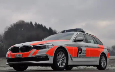 Obergösgen So – Seitlich-frontale Kollision zwischen zwei Autos – eine Person leicht verletzt