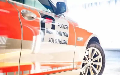 Flumenthal SO – Auto kippt nach Selbstunfall auf die Seite