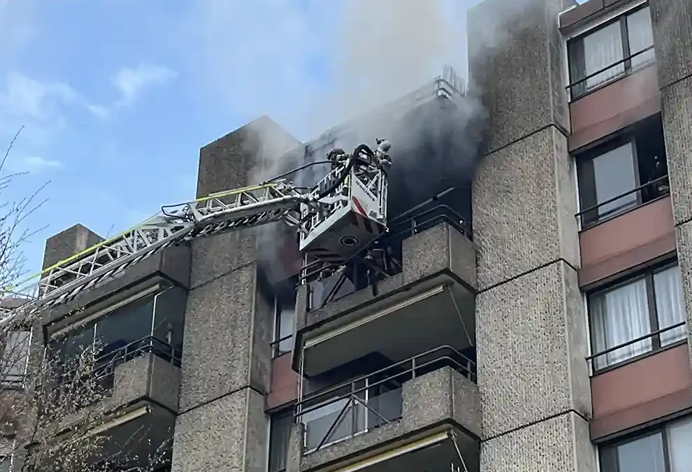 Köniz BE – Frau nach Brand in Wohnung schwer verletzt